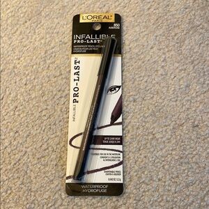 L'Oreal Infallible Pro-Last Eyeliner - 850 Aubergine